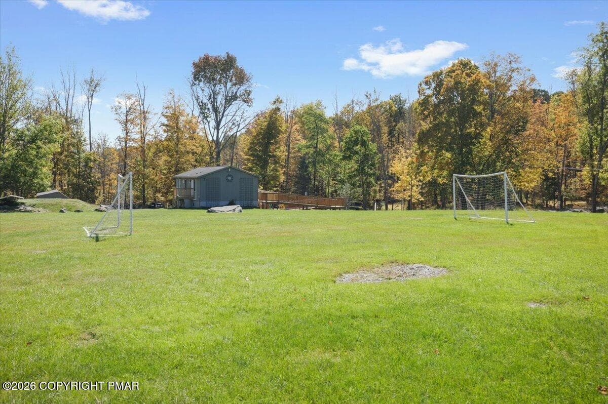 30-Community - 86 Windsor Road, Hawley, PA 18428, Hawley