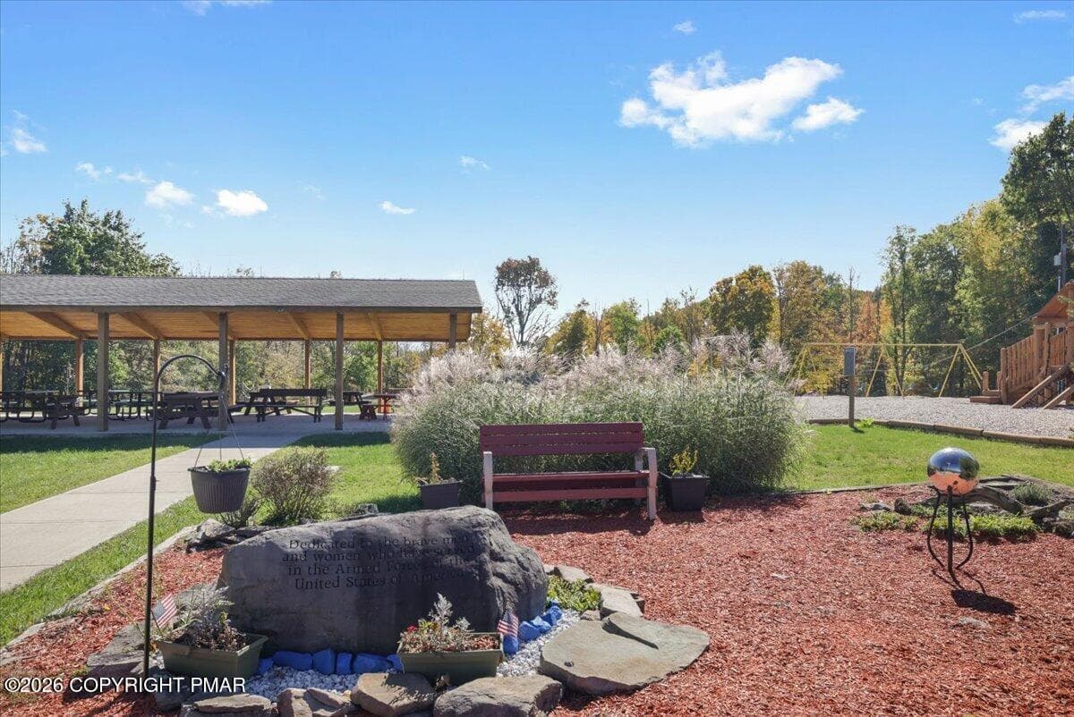 33-Community - 86 Windsor Road, Hawley, PA 18428, Hawley
