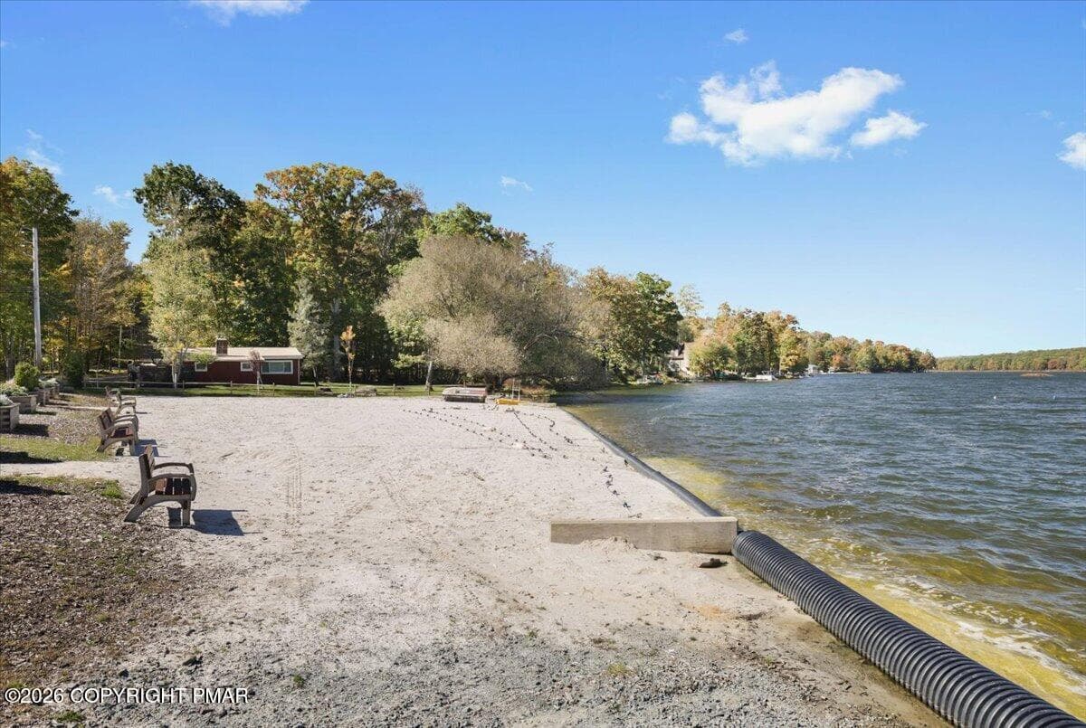 35-Community - 86 Windsor Road, Hawley, PA 18428, Hawley