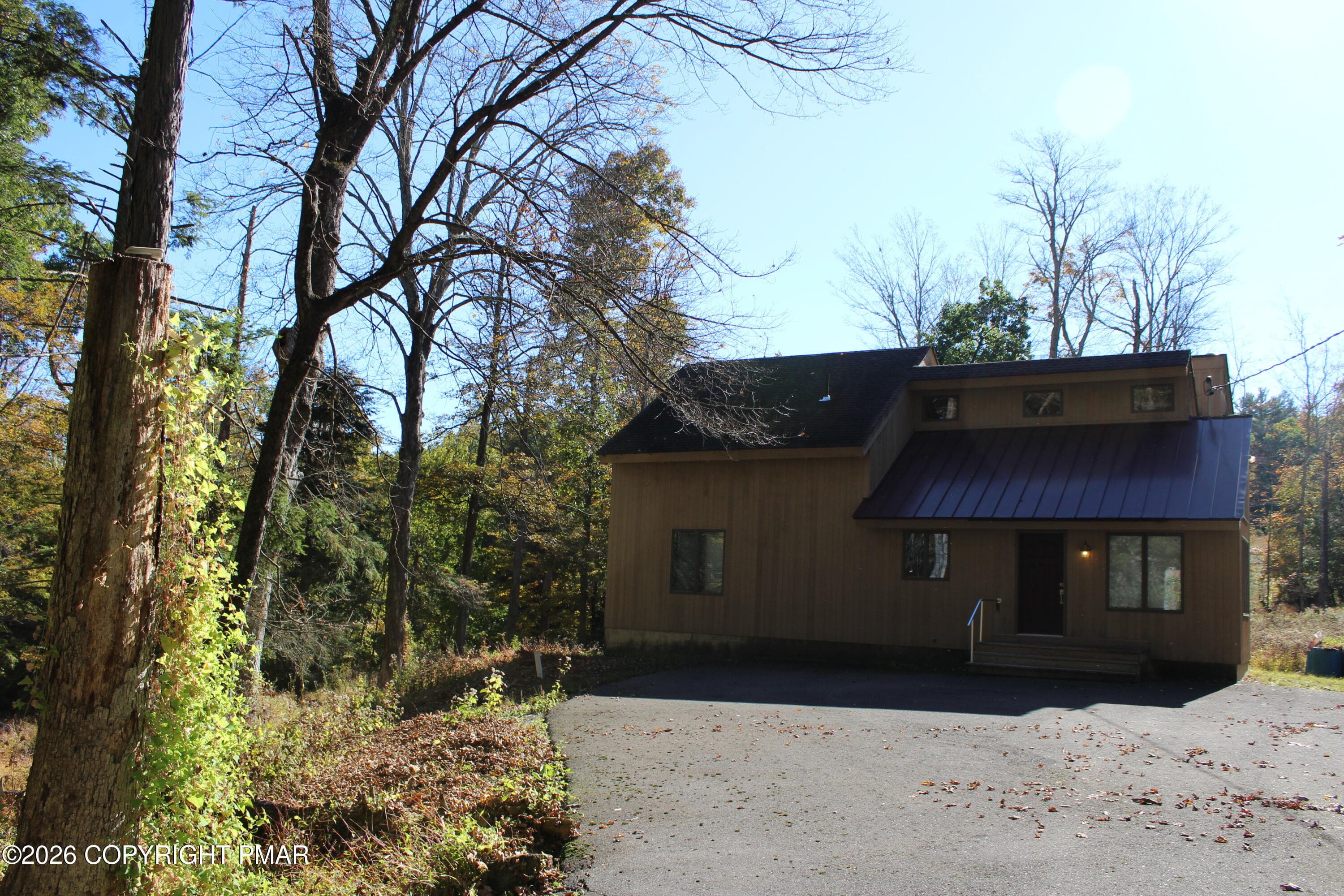 334 Clubhouse Drive, East Stroudsburg, PA 18302