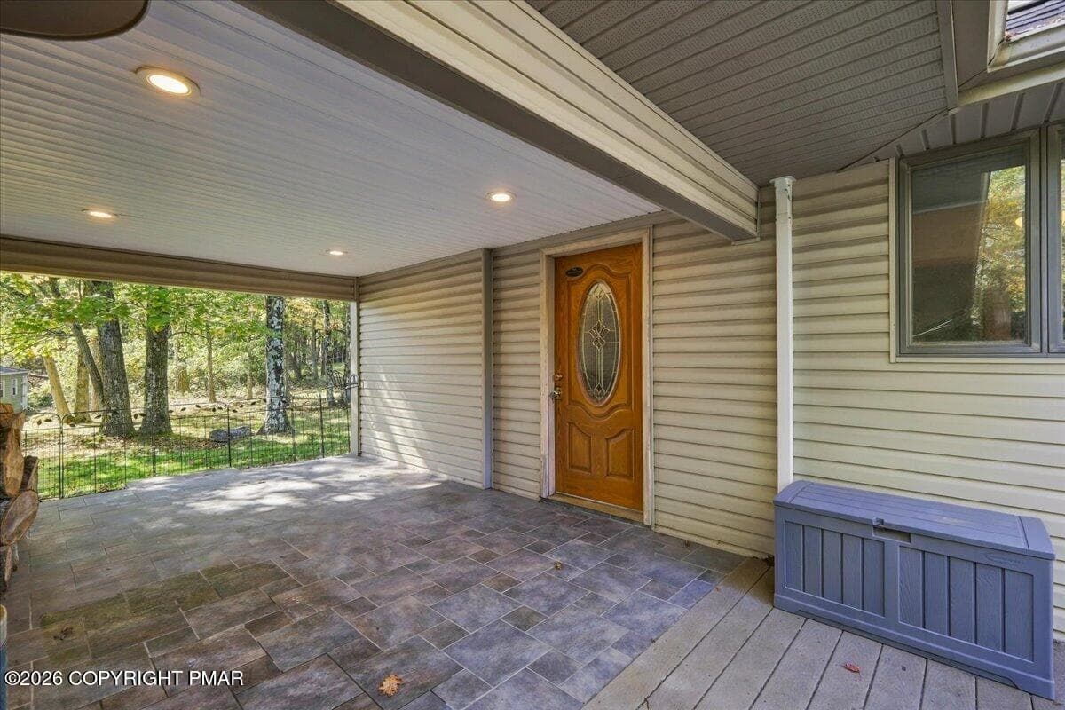 Side Door Breezeway - 28 Heath Lane, Mount Pocono, PA 18344, Mount Pocono