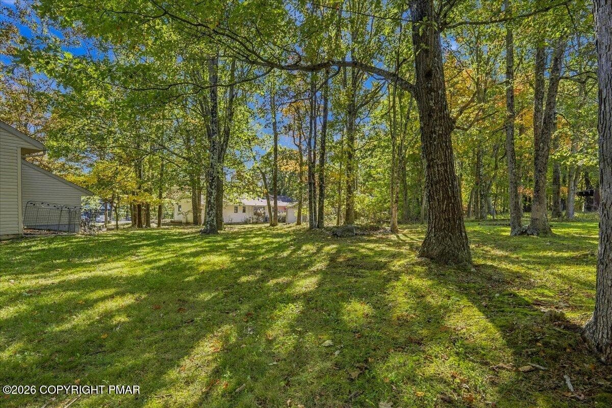 Yard - 28 Heath Lane, Mount Pocono, PA 18344, Mount Pocono