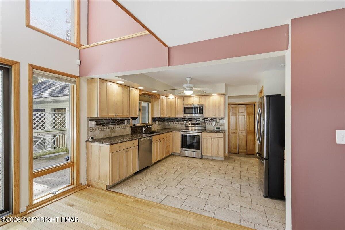 Kitchen - 28 Heath Lane, Mount Pocono, PA 18344, Mount Pocono