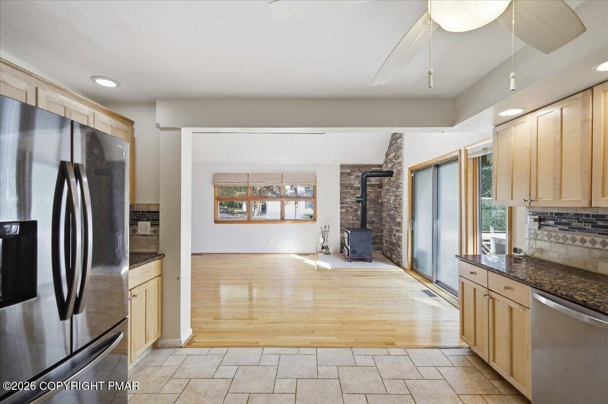 Kitchen to LR - 28 Heath Lane, Mount Pocono, PA 18344, Mount Pocono