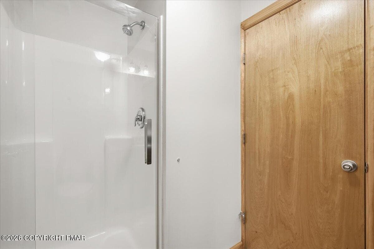 Bathroom 1 - 28 Heath Lane, Mount Pocono, PA 18344, Mount Pocono