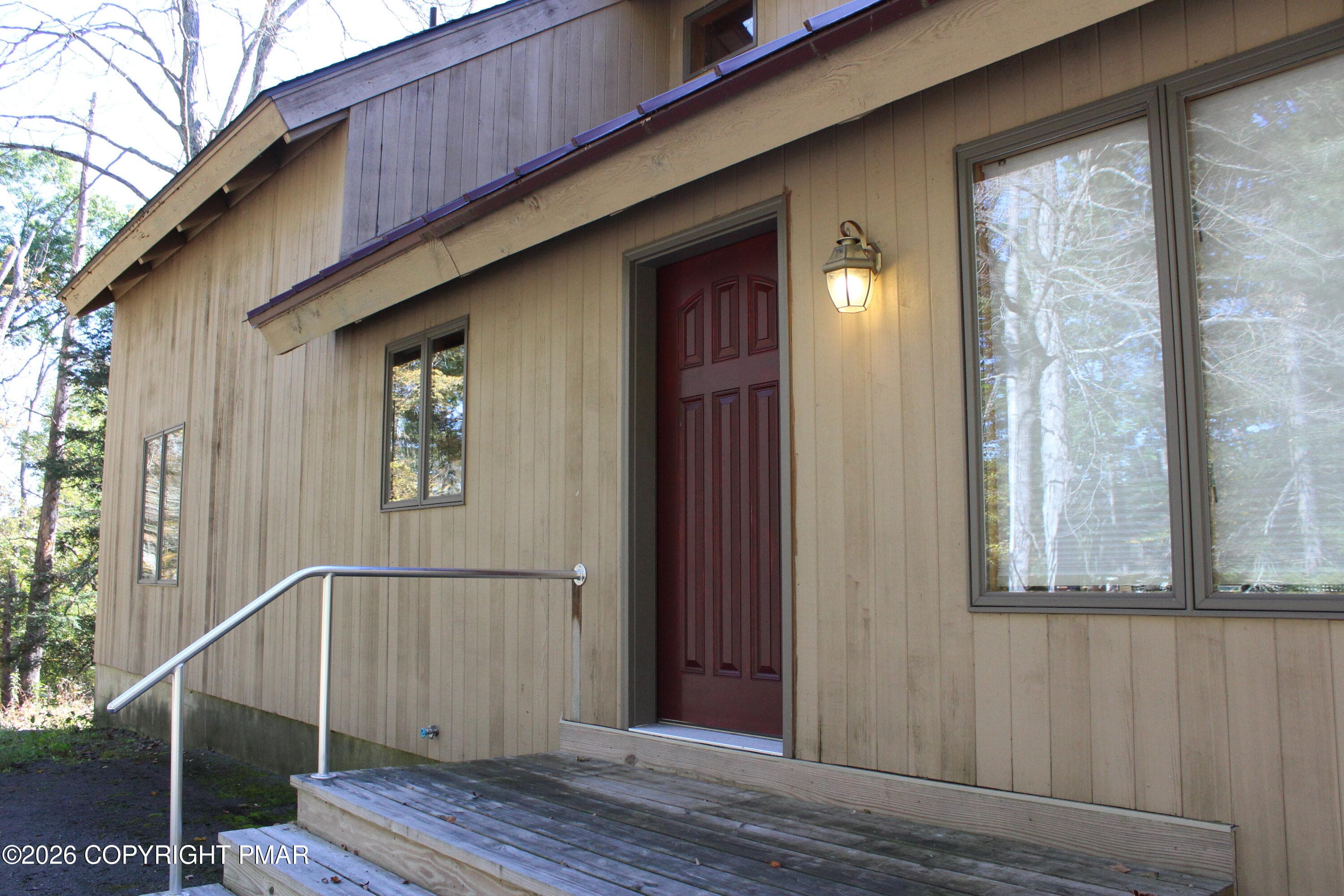 Welcome Home - 334 Clubhouse Drive, East Stroudsburg, PA 18302, East Stroudsburg