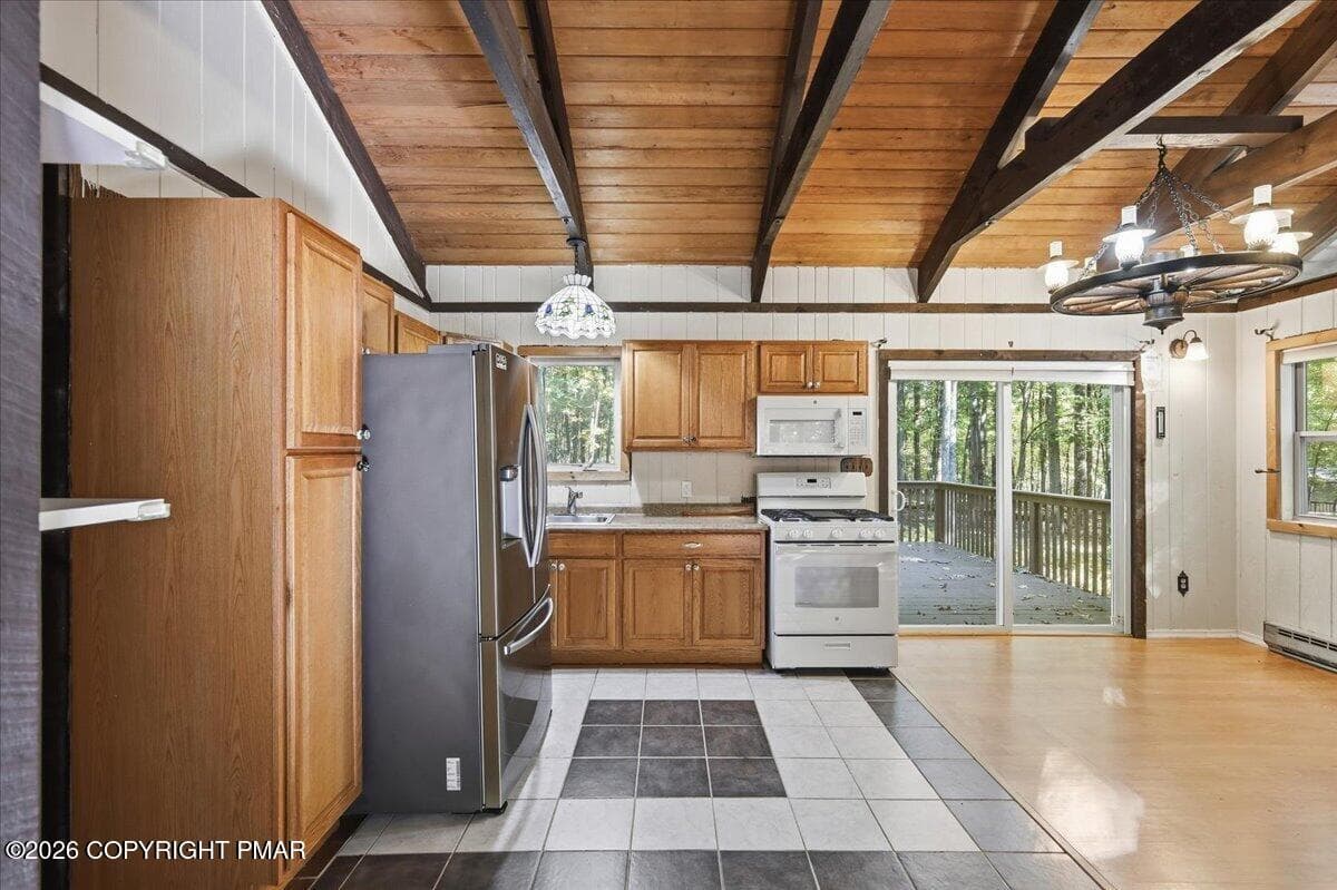Kitchen - 111 Forest View Drive, Hawley, PA 18428, Hawley