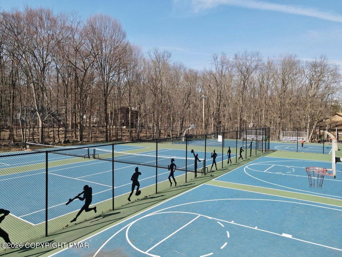 Tennis-Basketball - 1126 Woodland Drive, East Stroudsburg, PA 18301, East Stroudsburg