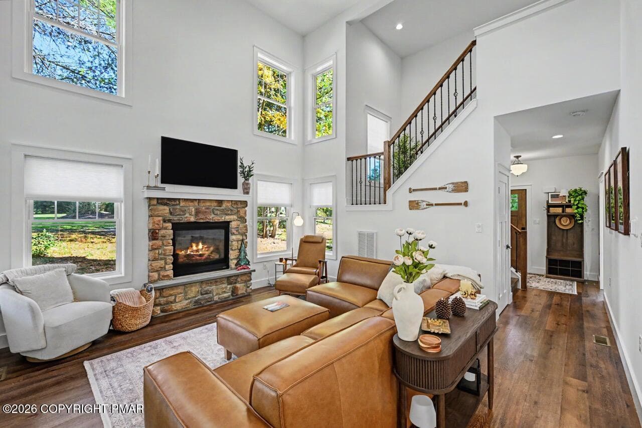 Living - 1525 Assembly Lodge Lane, Pocono Pines, PA 18350, Pocono Pines