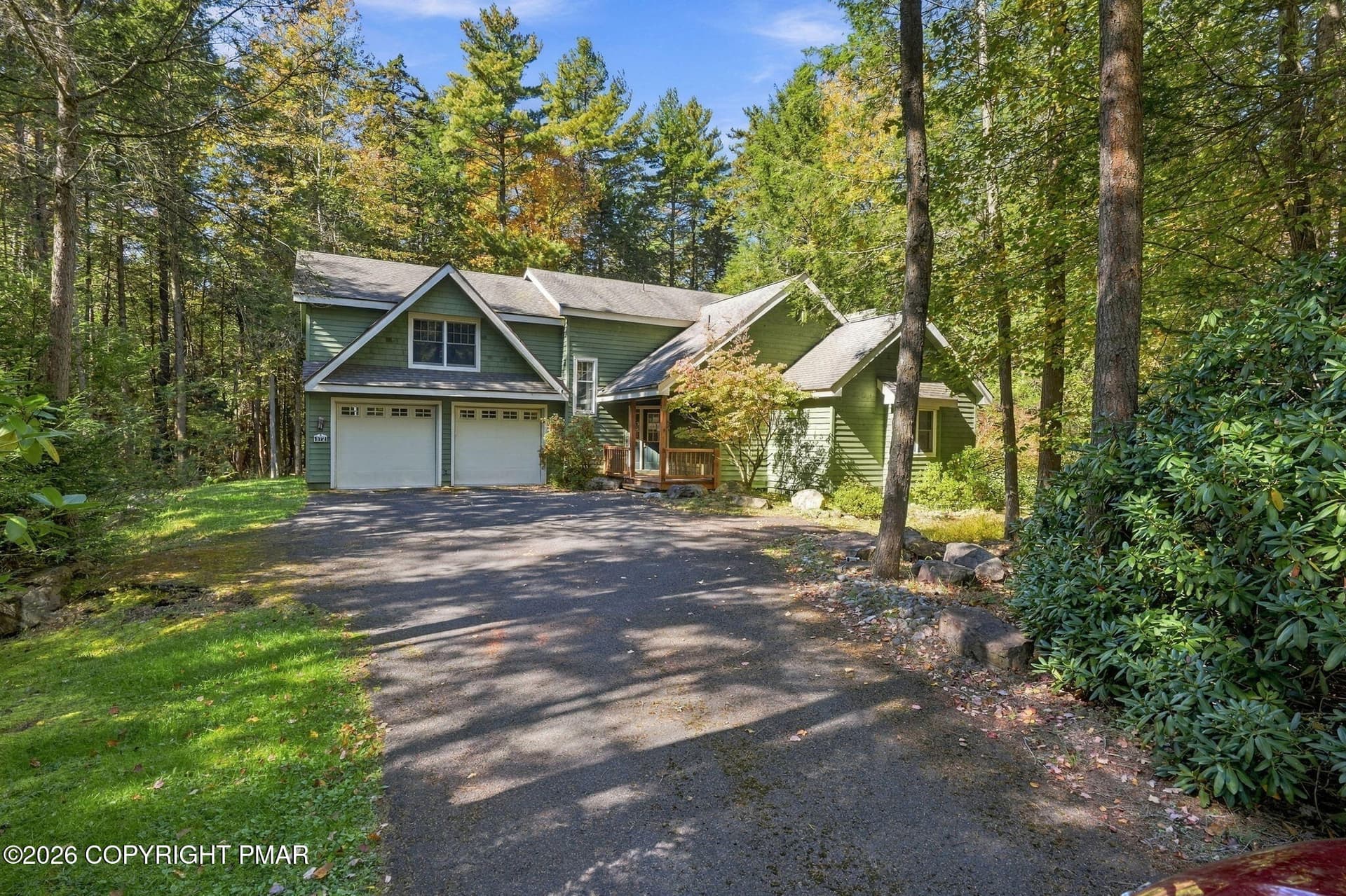 372 Brookside Drive, Pocono Pines, PA 18350