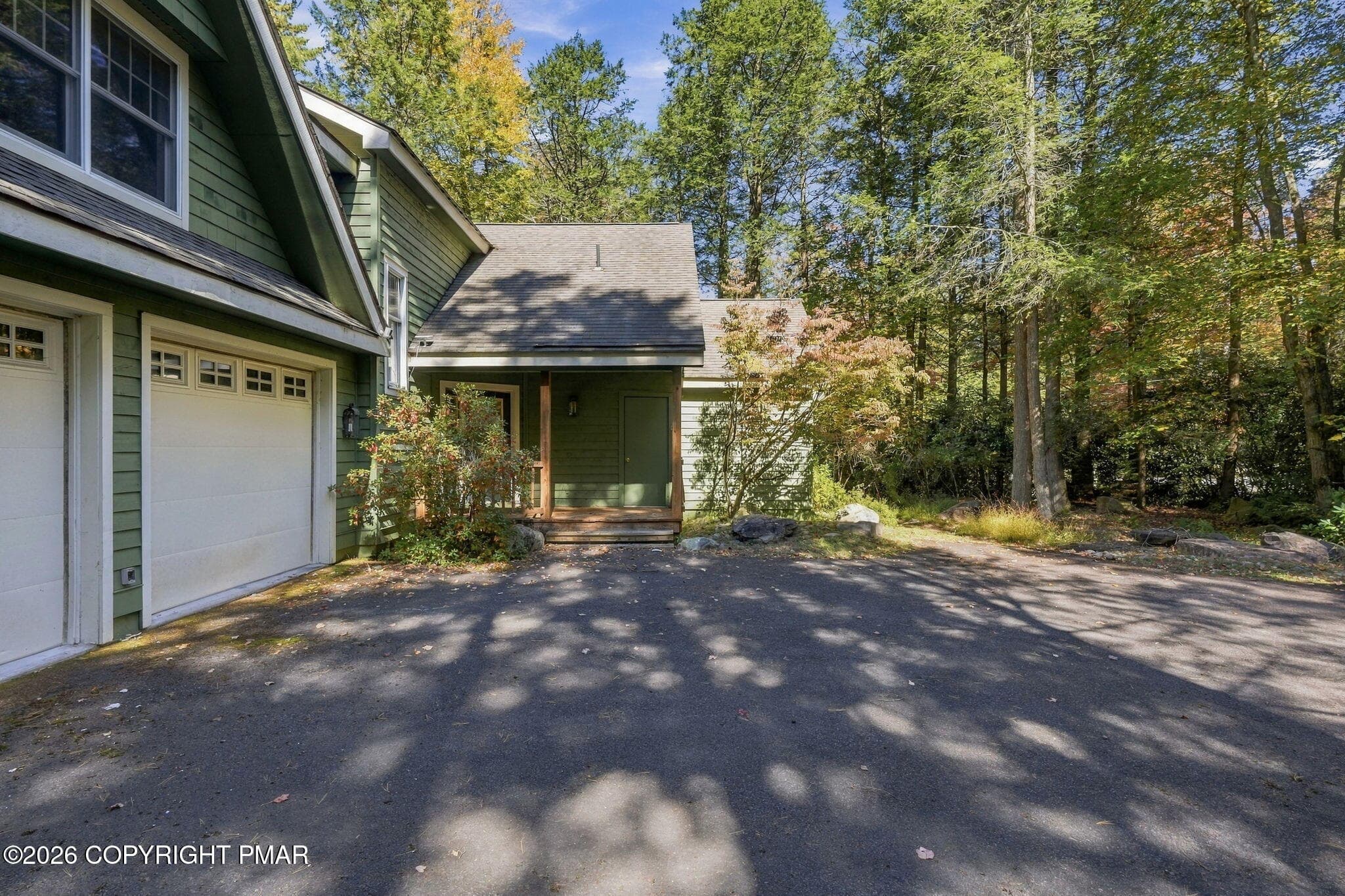 4-web-or-mls-372 Brookside Dr (4 of 56) - 372 Brookside Drive, Pocono Pines, PA 18350, Pocono Pines