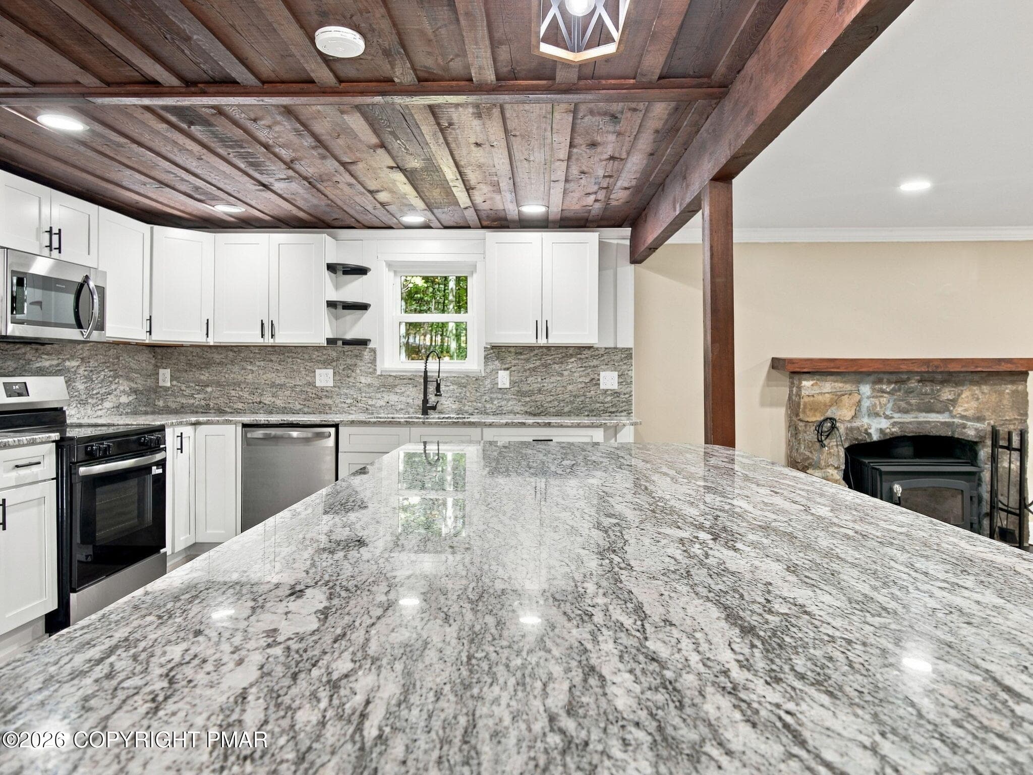36-web-or-mls-Image_036 - 316 Goldfinch Place, Mount Pocono, PA 18344, Mount Pocono
