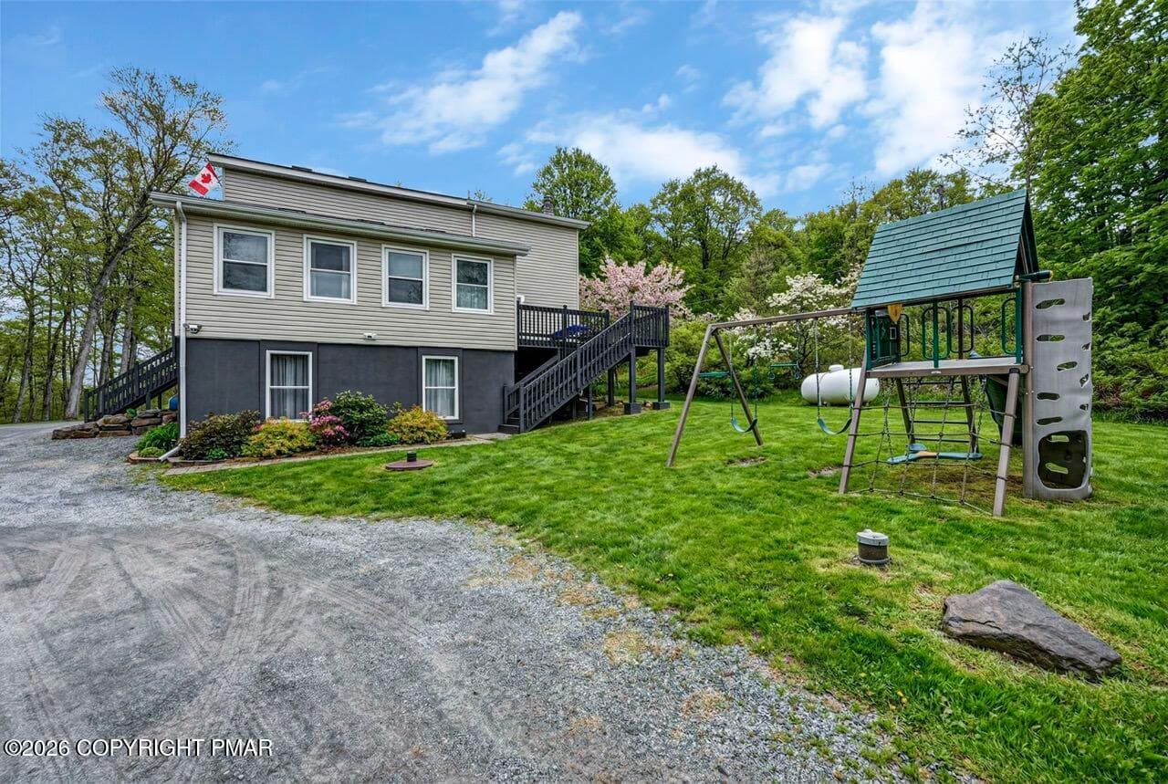 110 Riverfront Ter 03 Large - 110 Riverfront Terrace, Pocono Lake, PA 18347