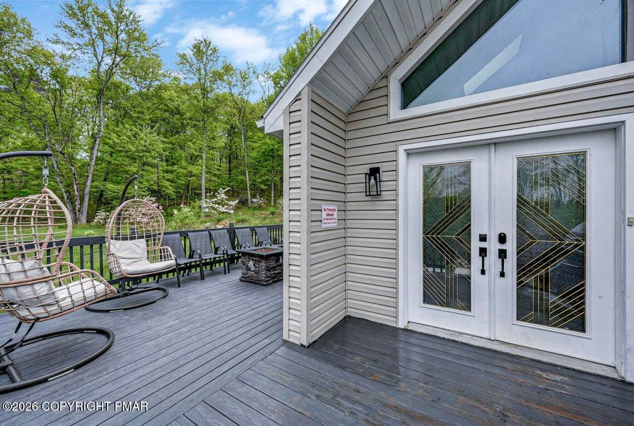 110 Riverfront Ter 09 Large - 110 Riverfront Terrace, Pocono Lake, PA 18347