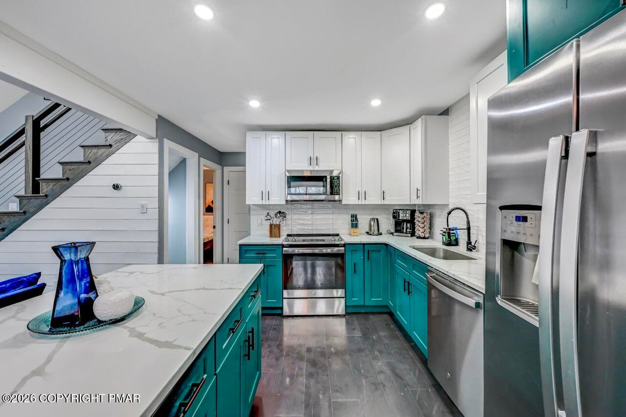 110 Riverfront Ter 24 Large - 110 Riverfront Terrace, Pocono Lake, PA 18347