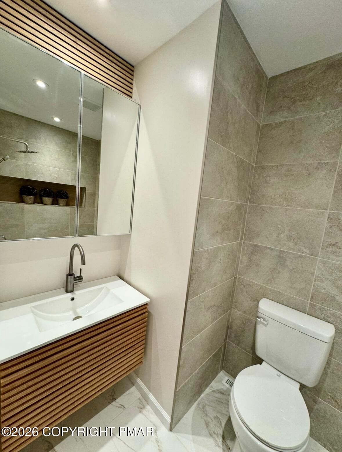 Main Bathroom - 321 Lake Road, Tobyhanna, PA 18466, Tobyhanna