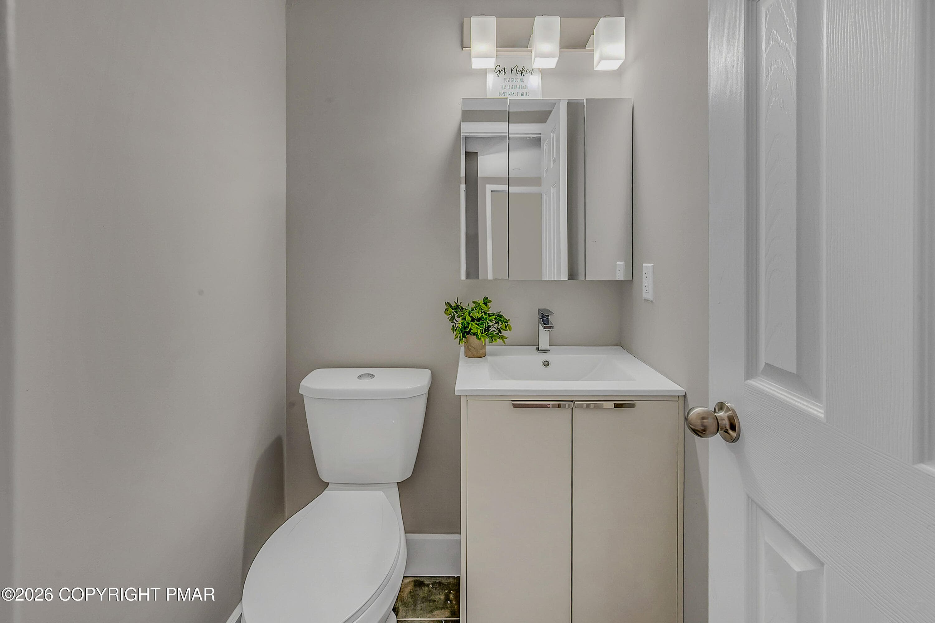 Half Bthroom - 405 Skyline Drive, Blakeslee, PA 18610, Blakeslee