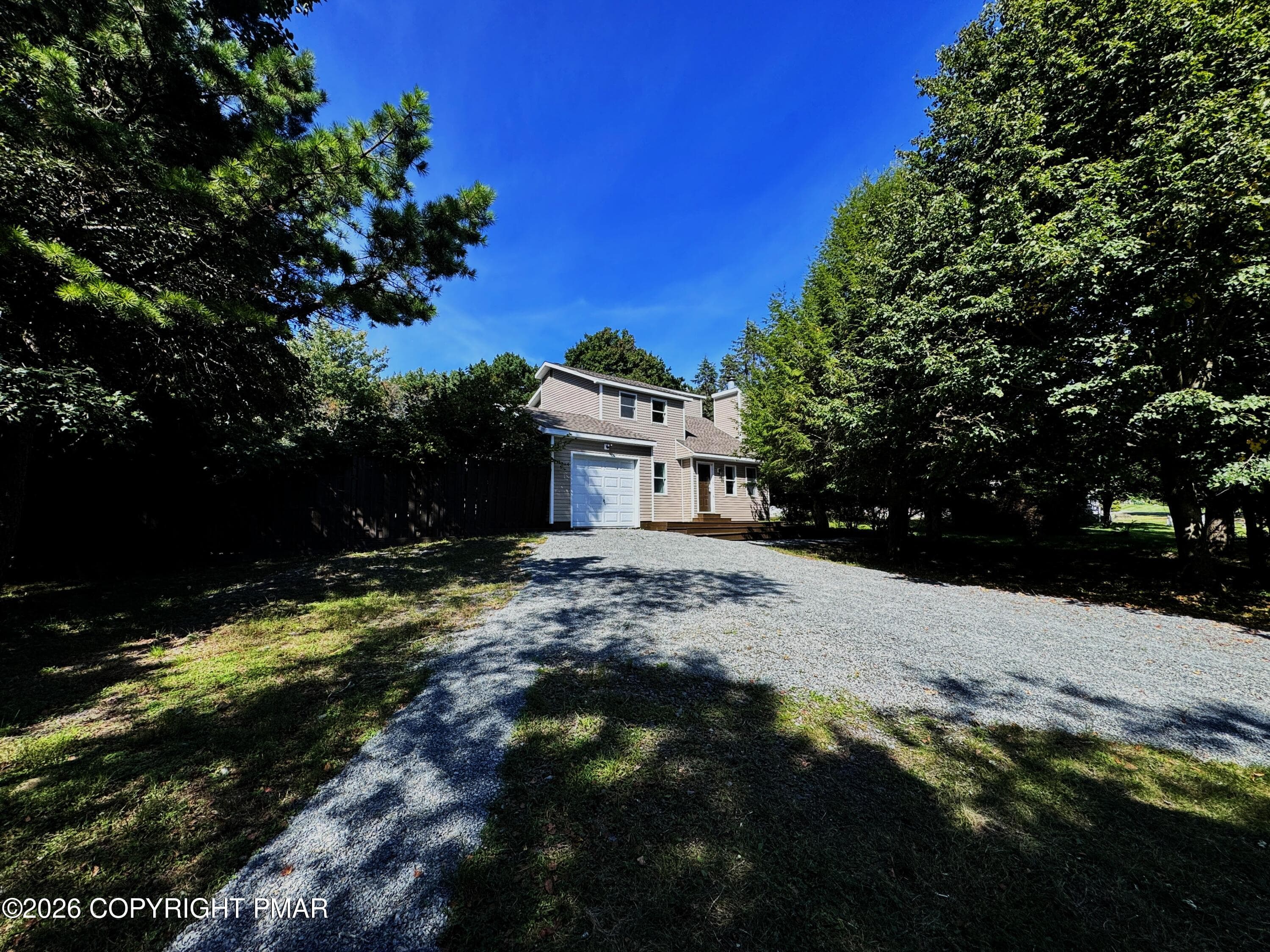 Driveway - 405 Skyline Drive, Blakeslee, PA 18610, Blakeslee