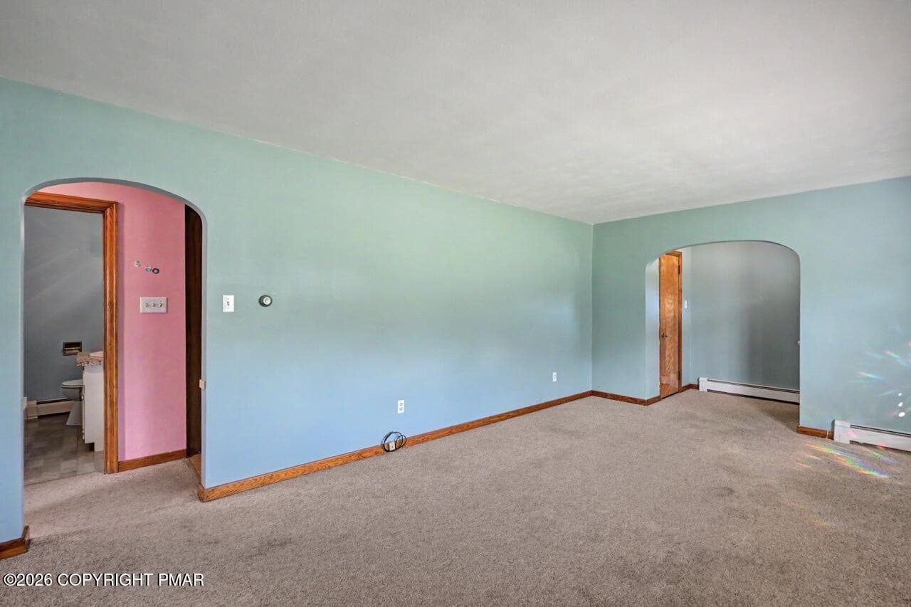 Private Entry w/ Arched Doorways - 2367 Route 209, Sciota, PA 18354, Sciota