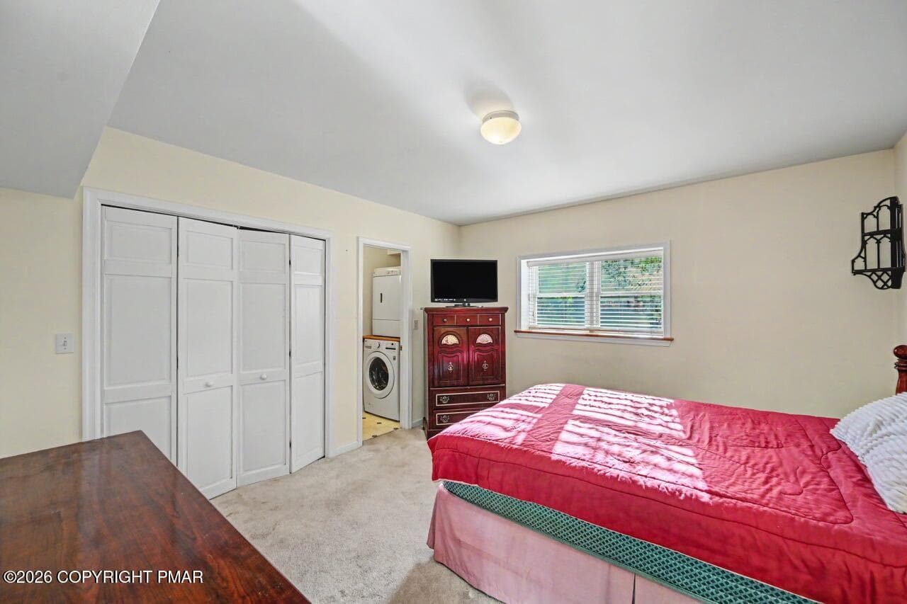 First Floor Bedroom & Full Bath - 2367 Route 209, Sciota, PA 18354, Sciota