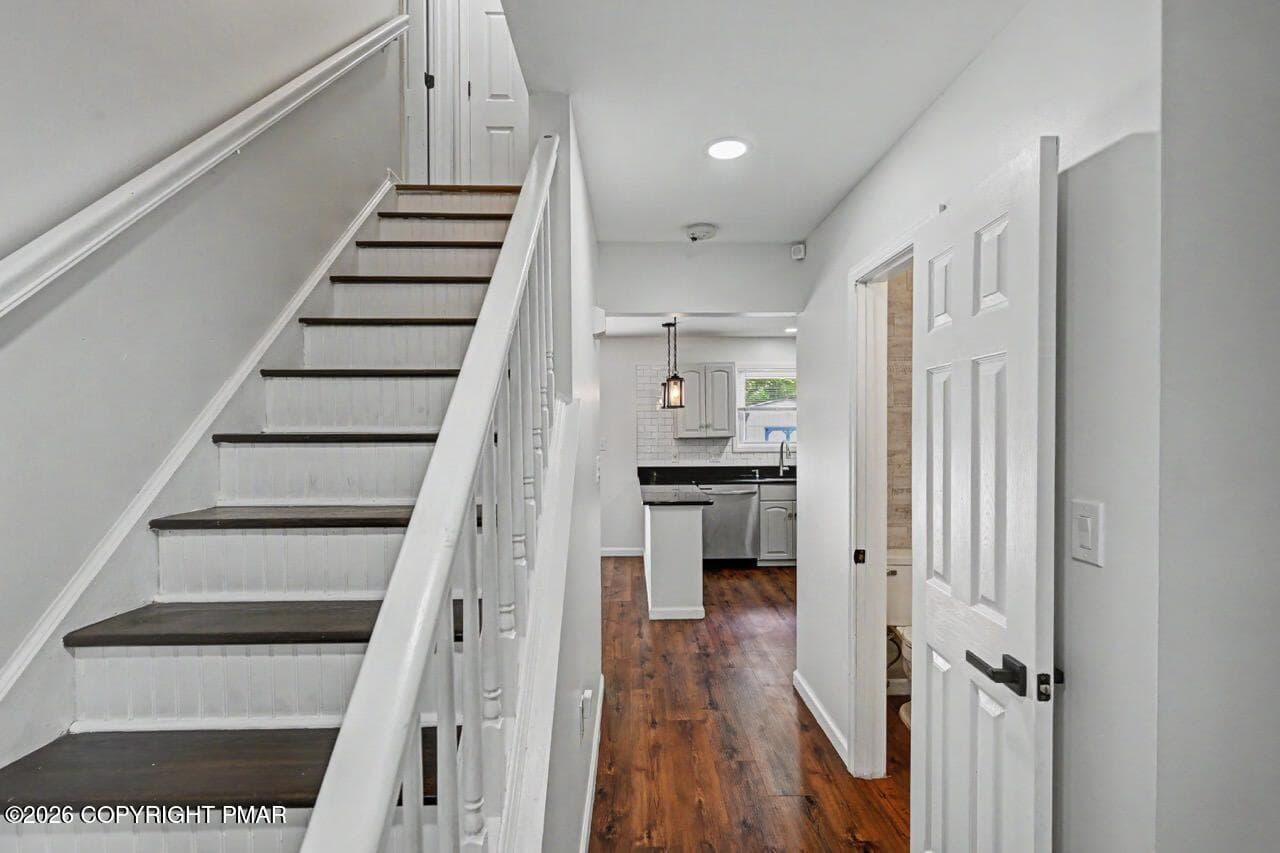 184 Escoll Dr 05 Large - 184 Escoll Drive, East Stroudsburg, PA 18301, East Stroudsburg