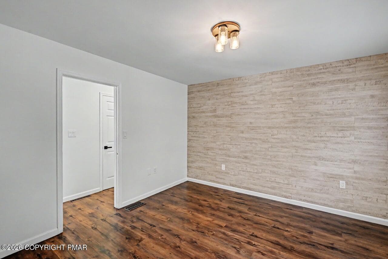184 Escoll Dr 07 Large - 184 Escoll Drive, East Stroudsburg, PA 18301, East Stroudsburg