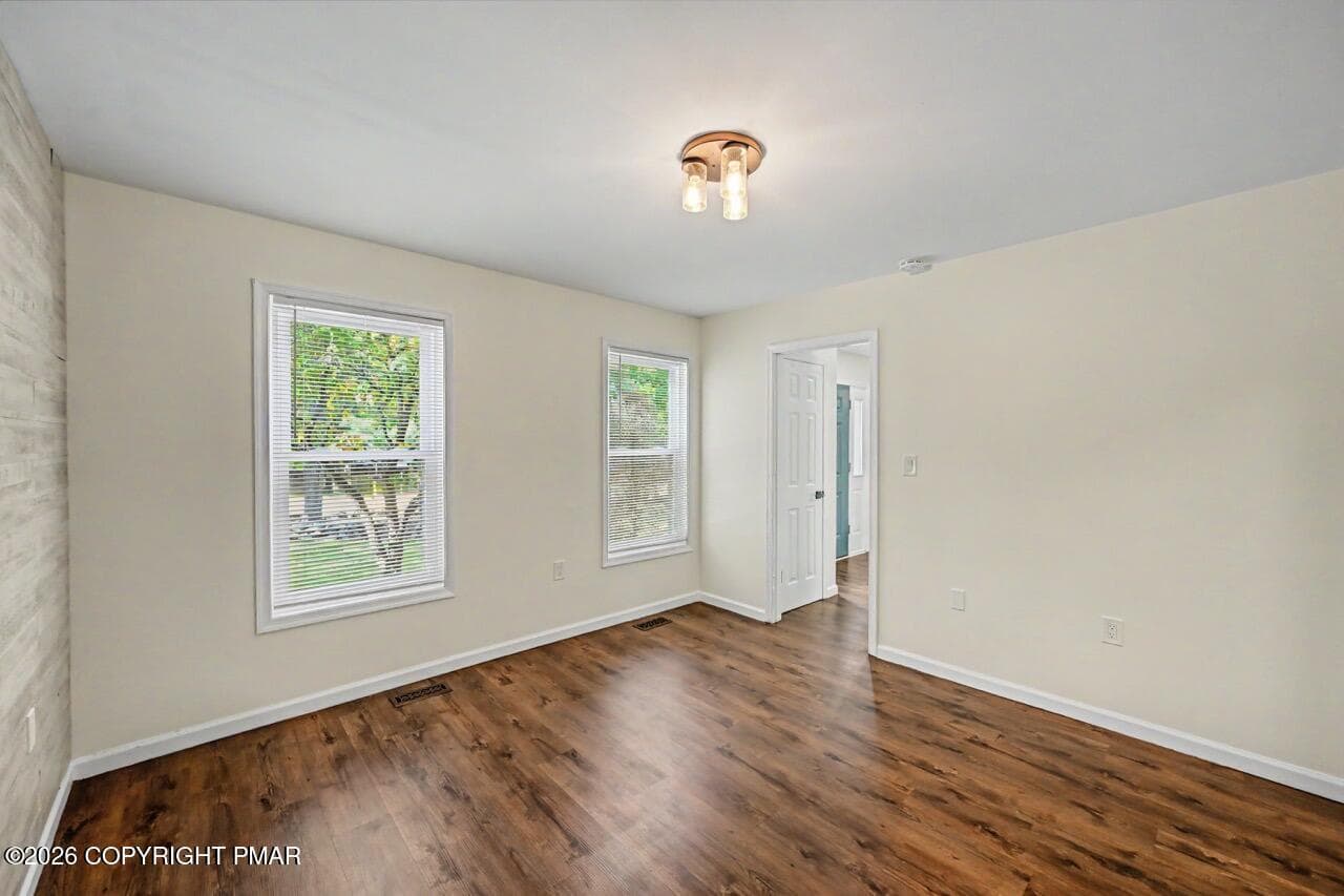 184 Escoll Dr 09 Large - 184 Escoll Drive, East Stroudsburg, PA 18301, East Stroudsburg