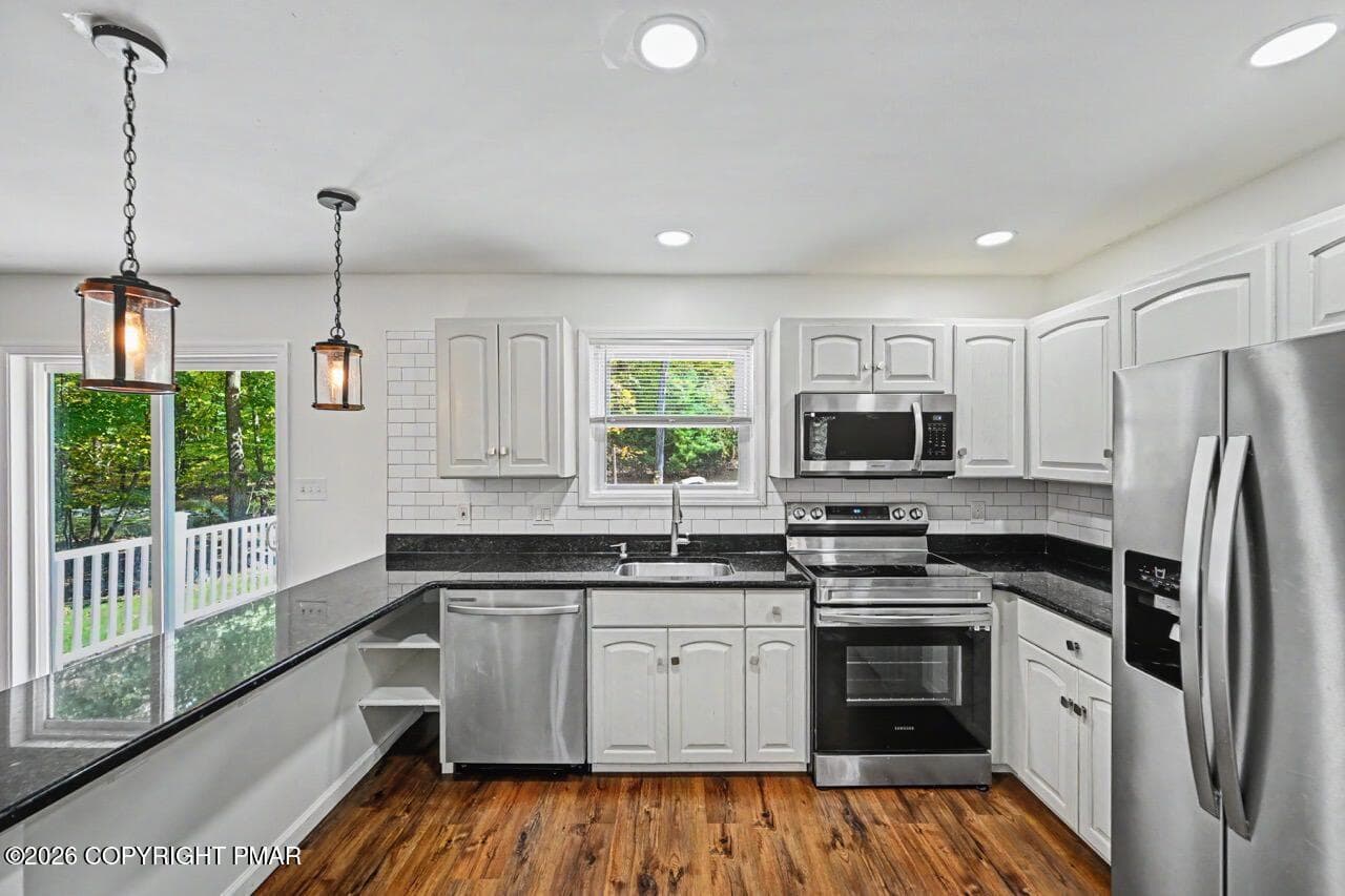 184 Escoll Dr 14 Large - 184 Escoll Drive, East Stroudsburg, PA 18301, East Stroudsburg