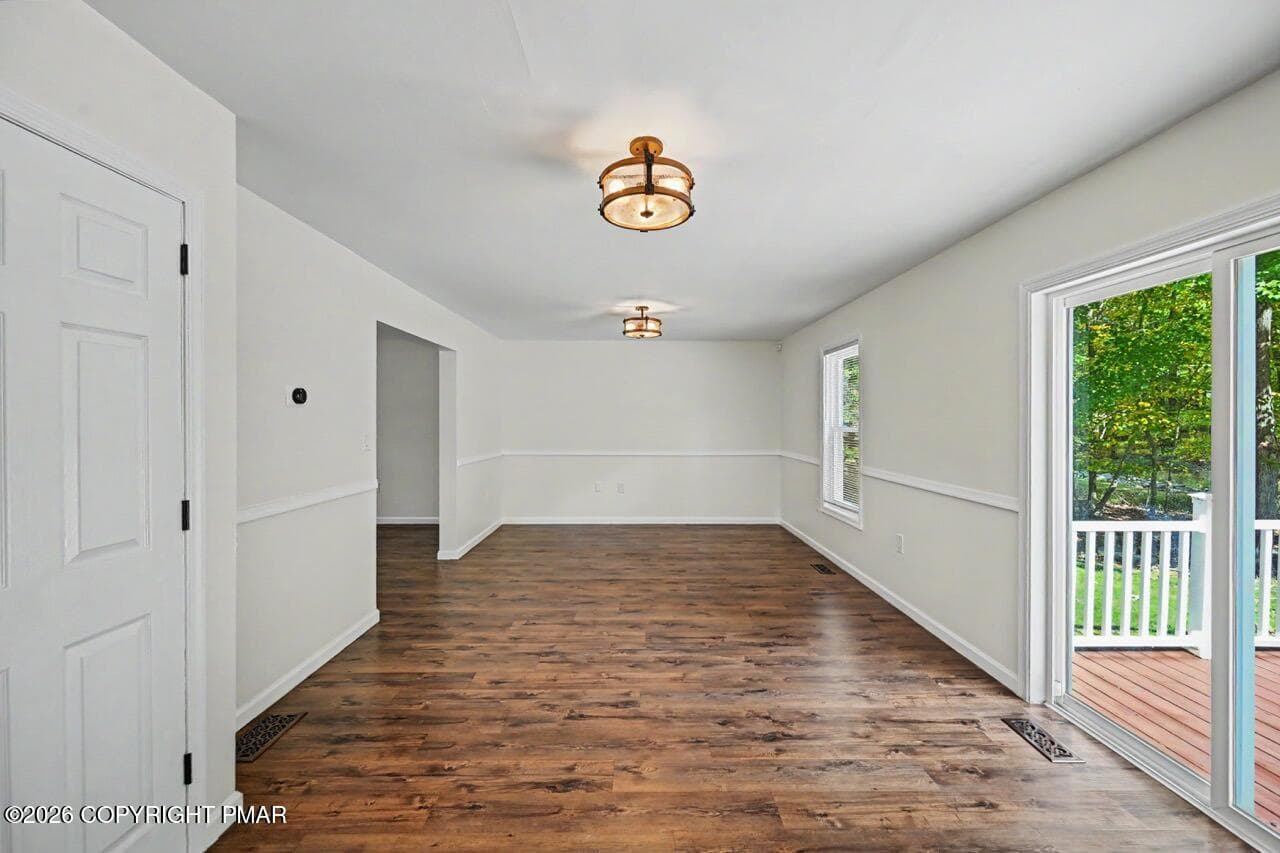 184 Escoll Dr 17 Large - 184 Escoll Drive, East Stroudsburg, PA 18301, East Stroudsburg