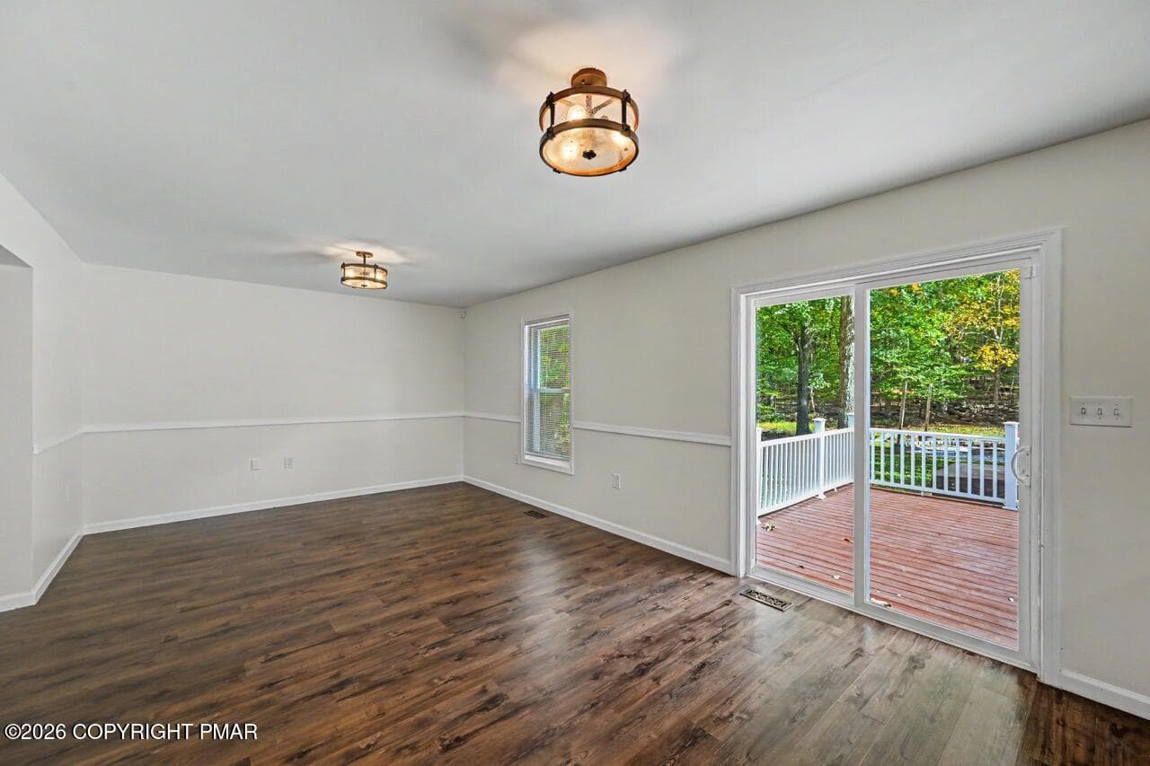 184 Escoll Dr 18 Large - 184 Escoll Drive, East Stroudsburg, PA 18301, East Stroudsburg
