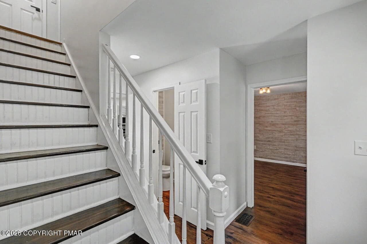 184 Escoll Dr 36 Large - 184 Escoll Drive, East Stroudsburg, PA 18301, East Stroudsburg