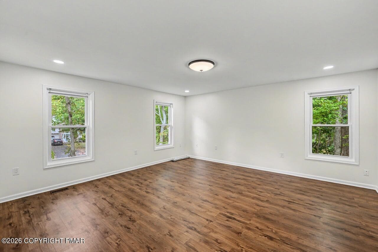 184 Escoll Dr 38 Large - 184 Escoll Drive, East Stroudsburg, PA 18301, East Stroudsburg