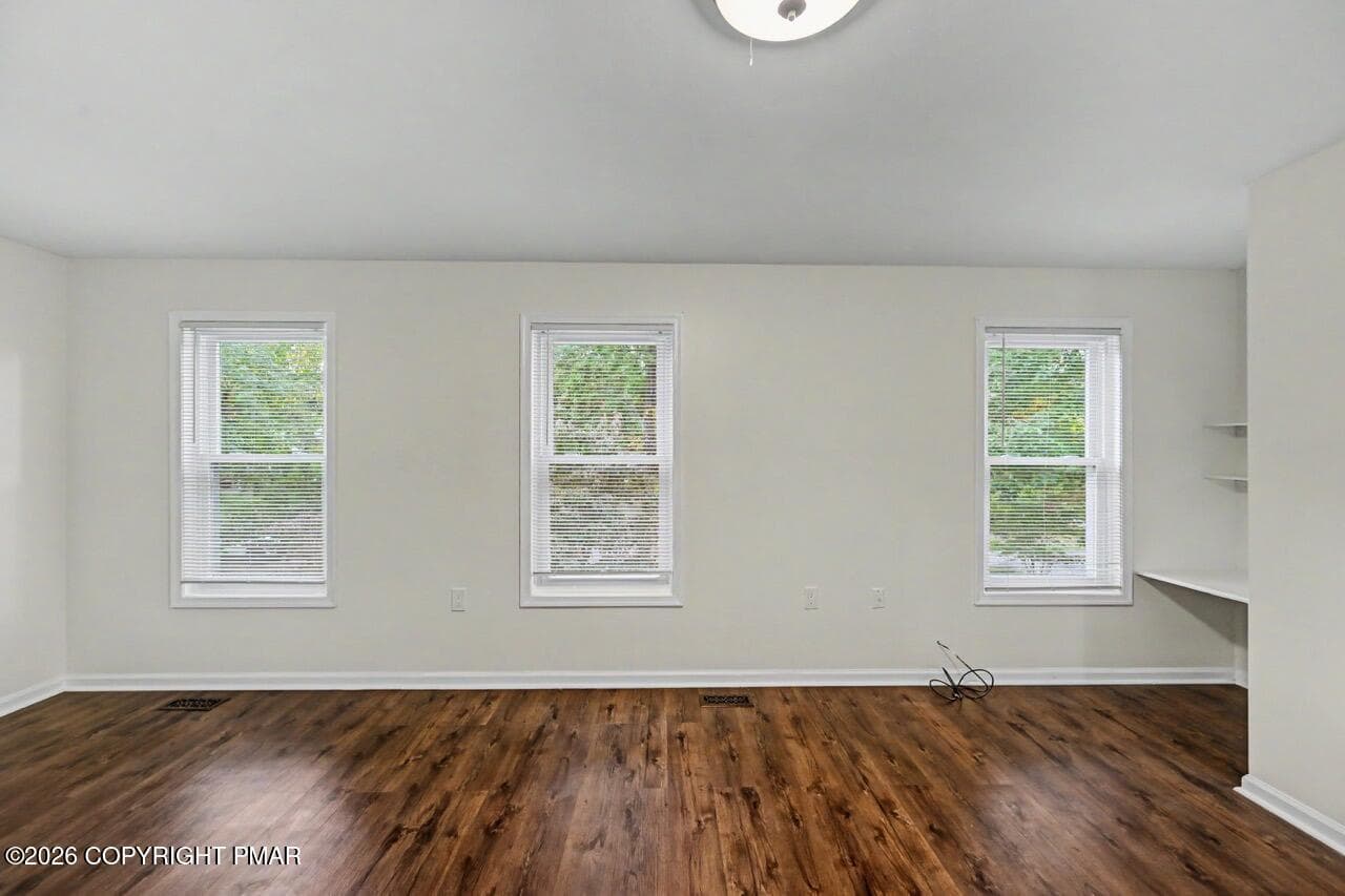 184 Escoll Dr 50 Large - 184 Escoll Drive, East Stroudsburg, PA 18301, East Stroudsburg