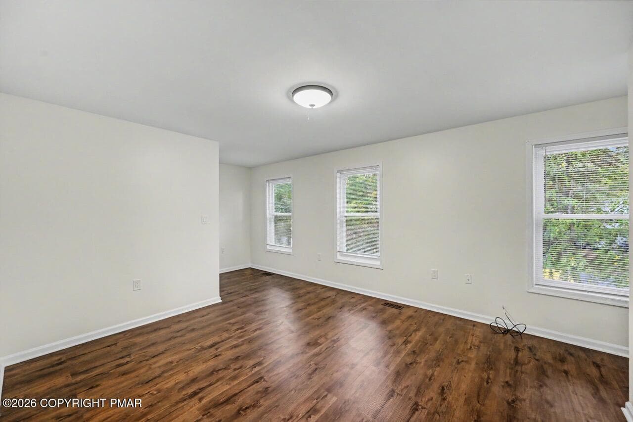 184 Escoll Dr 49 Large - 184 Escoll Drive, East Stroudsburg, PA 18301, East Stroudsburg
