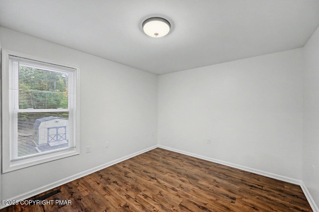 184 Escoll Dr 55 Large - 184 Escoll Drive, East Stroudsburg, PA 18301, East Stroudsburg
