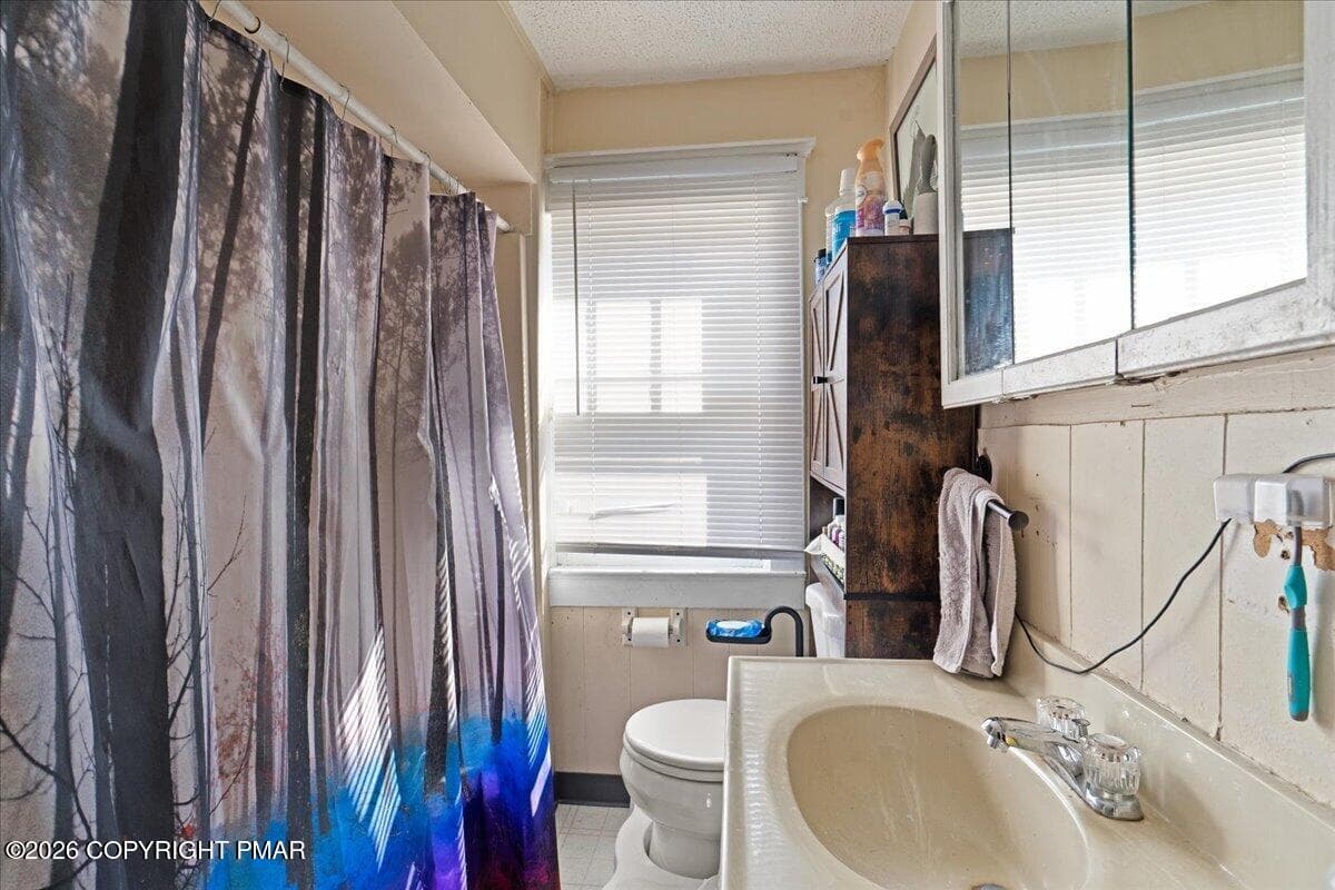 39-Second Floor - 95 Bedford Street REAR, Forty Fort, PA 18704, Forty Fort