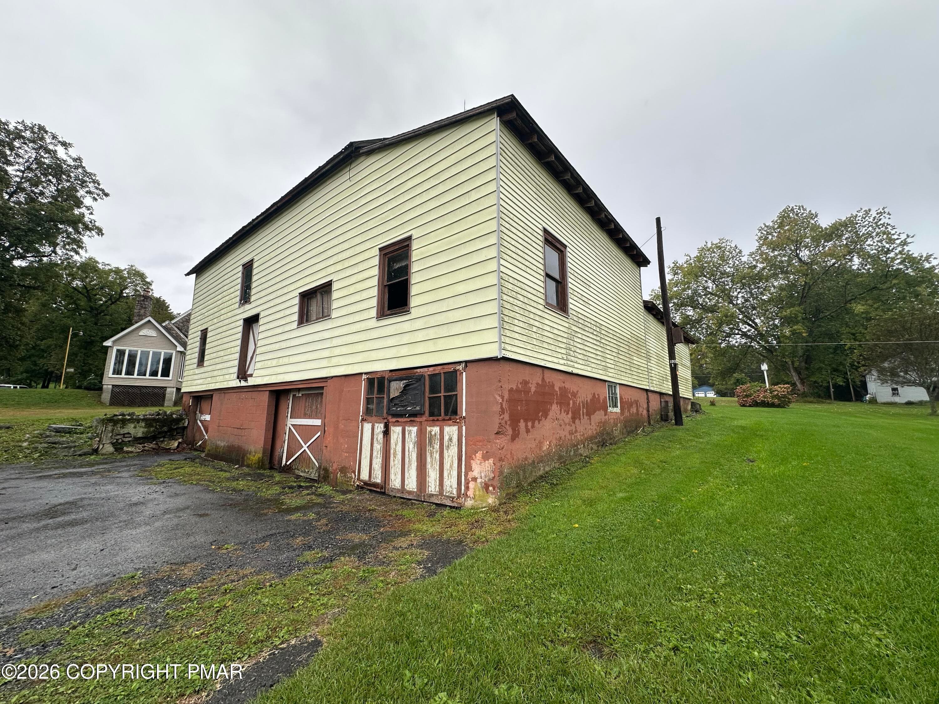 Barn - 701 State Road, Barnesville, PA 18214, Barnesville