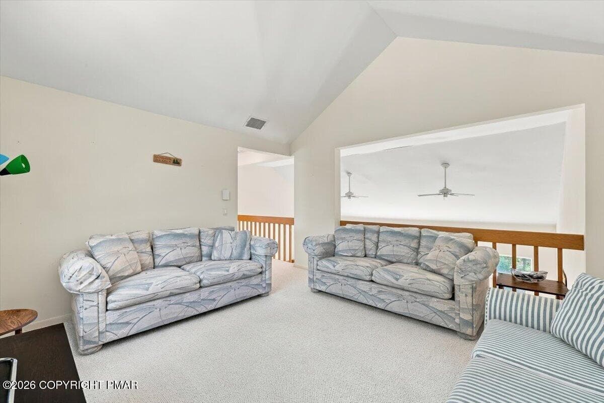Loft - 181 Golfers Way, Pocono Pines, PA 18350, Pocono Pines