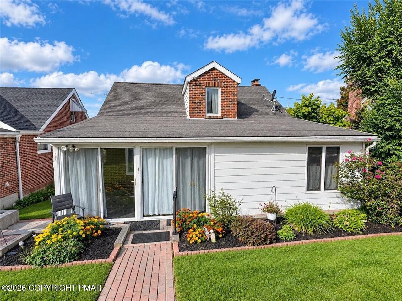 197_785221_03 - 251 N 11th Street, Lehighton, PA 18235, Lehighton