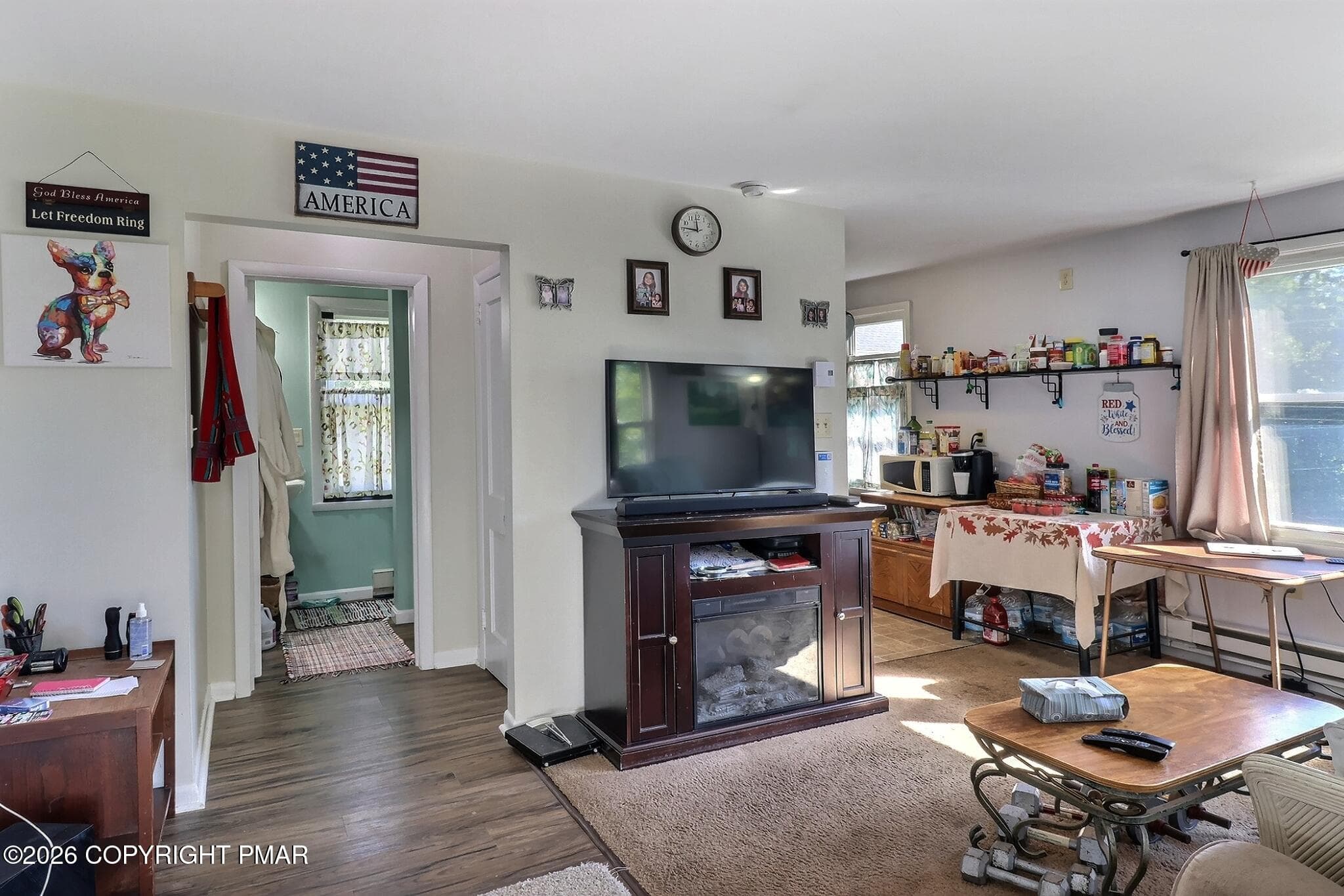 Apartment Living room - 6151 U.S. 209, Stroudsburg, PA 18360, Stroudsburg