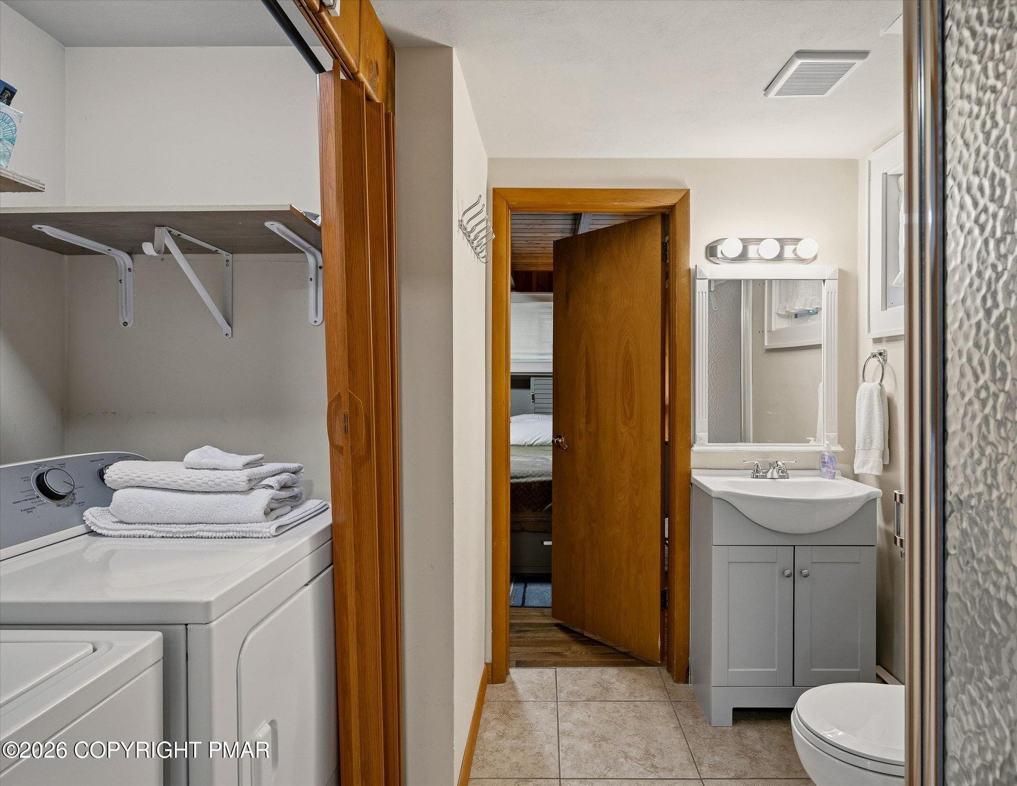 36-HomeView_Media-50_Split_Rock_Rd - 50 Split Rock Road, Lake Harmony, PA 18624, Lake Harmony