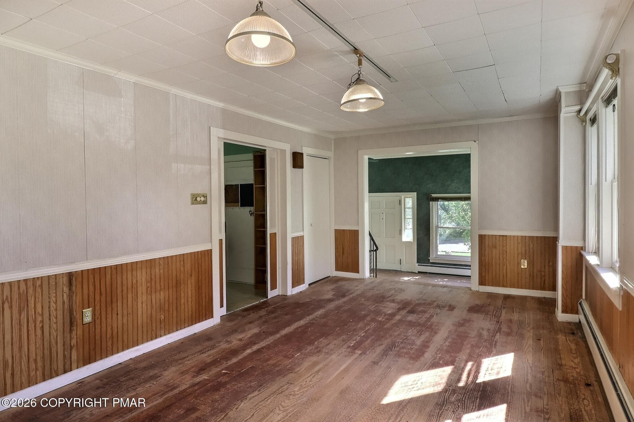 Dining Room - 6151 U.S. 209, Stroudsburg, PA 18360, Stroudsburg