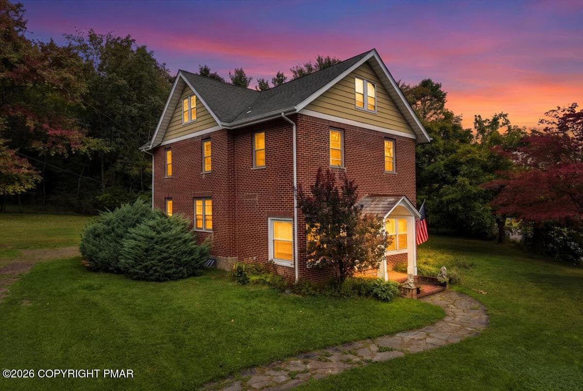 Twilight - 6151 U.S. 209, Stroudsburg, PA 18360, Stroudsburg