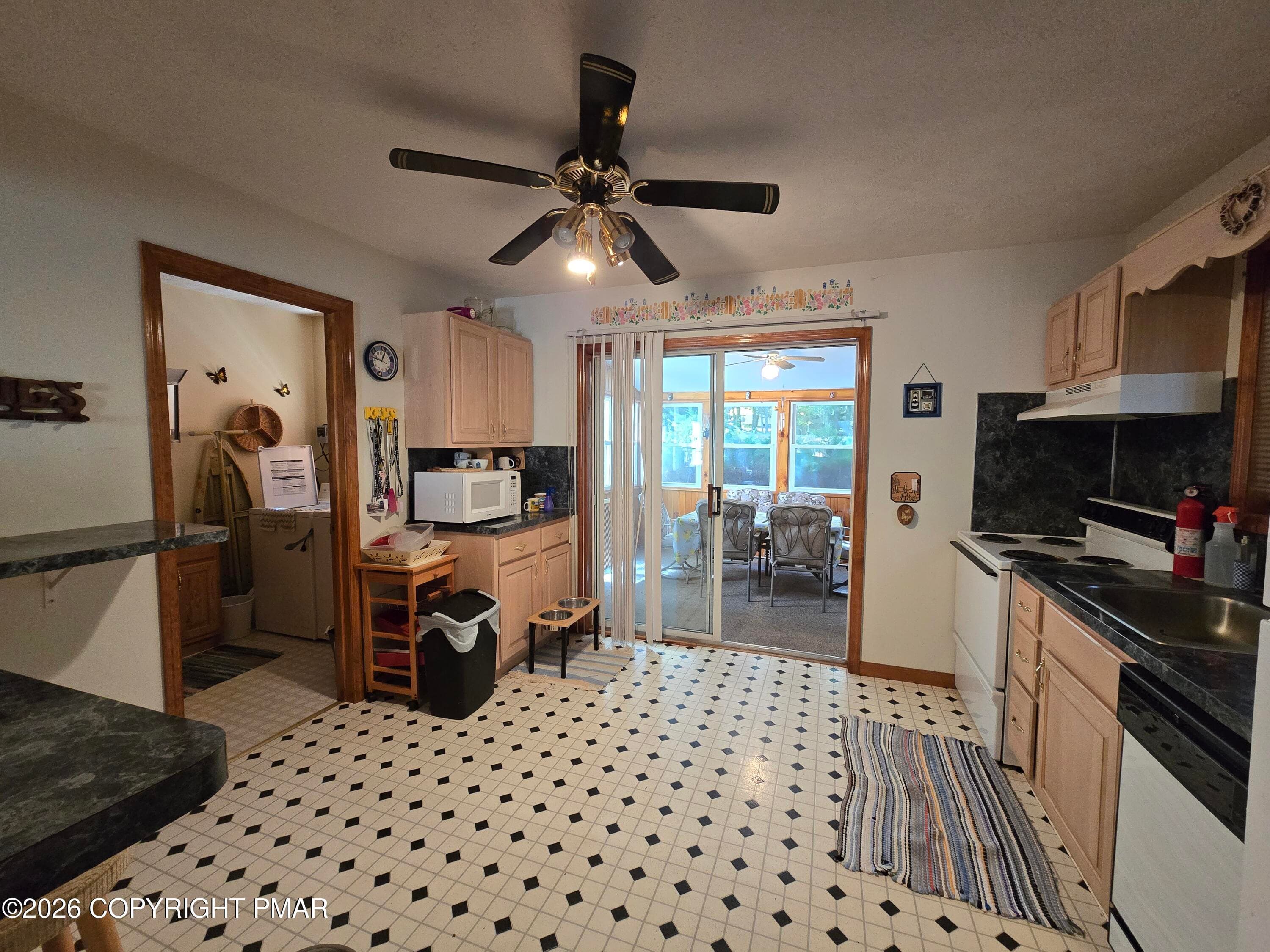 Kitchen - 128 Kipling Lane, Albrightsville, PA 18210, Albrightsville