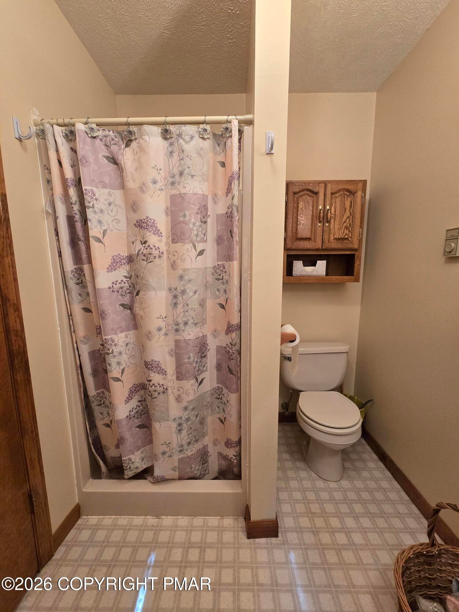 Bathroom 1 - 128 Kipling Lane, Albrightsville, PA 18210, Albrightsville