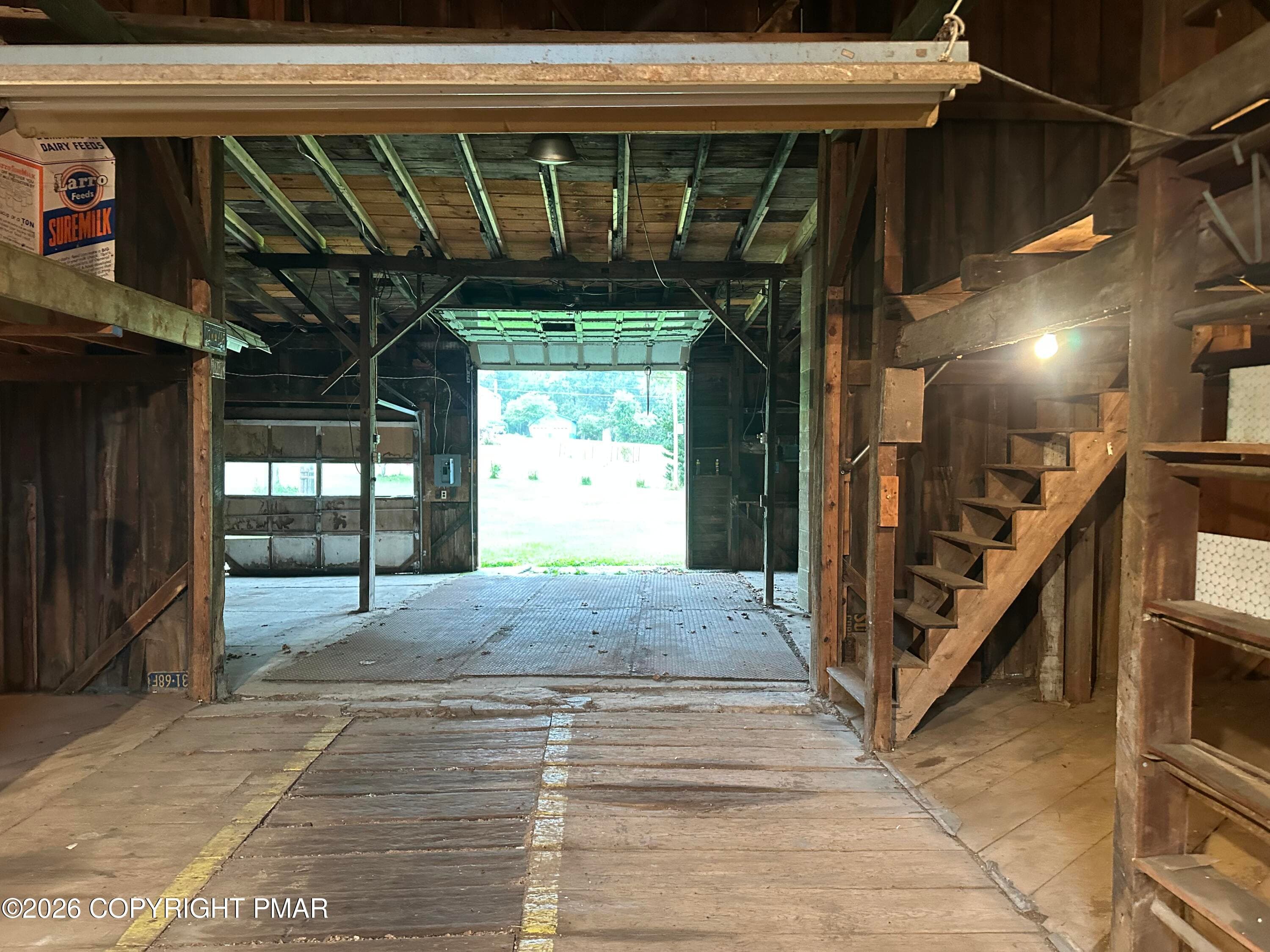 Barn - 701 State Road, Barnesville, PA 18214, Barnesville