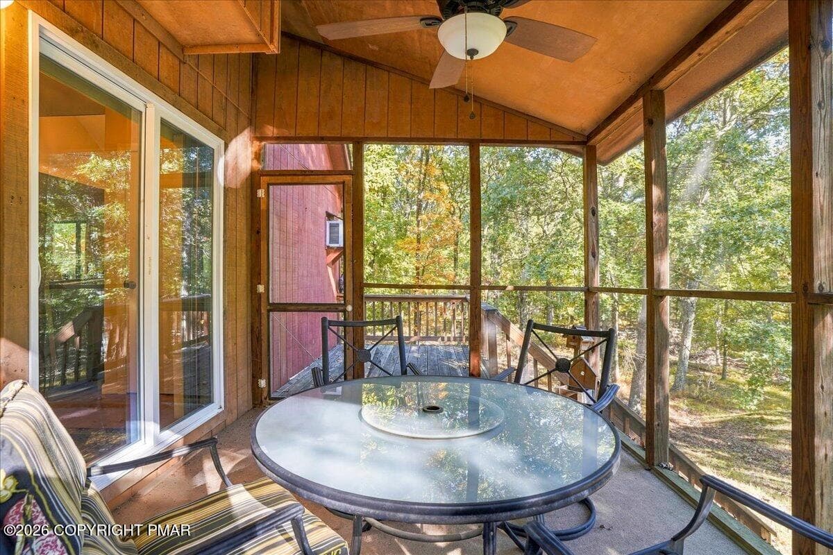 Screened Porch - 195 Mallard Lane, Bushkill, PA 18324, Bushkill