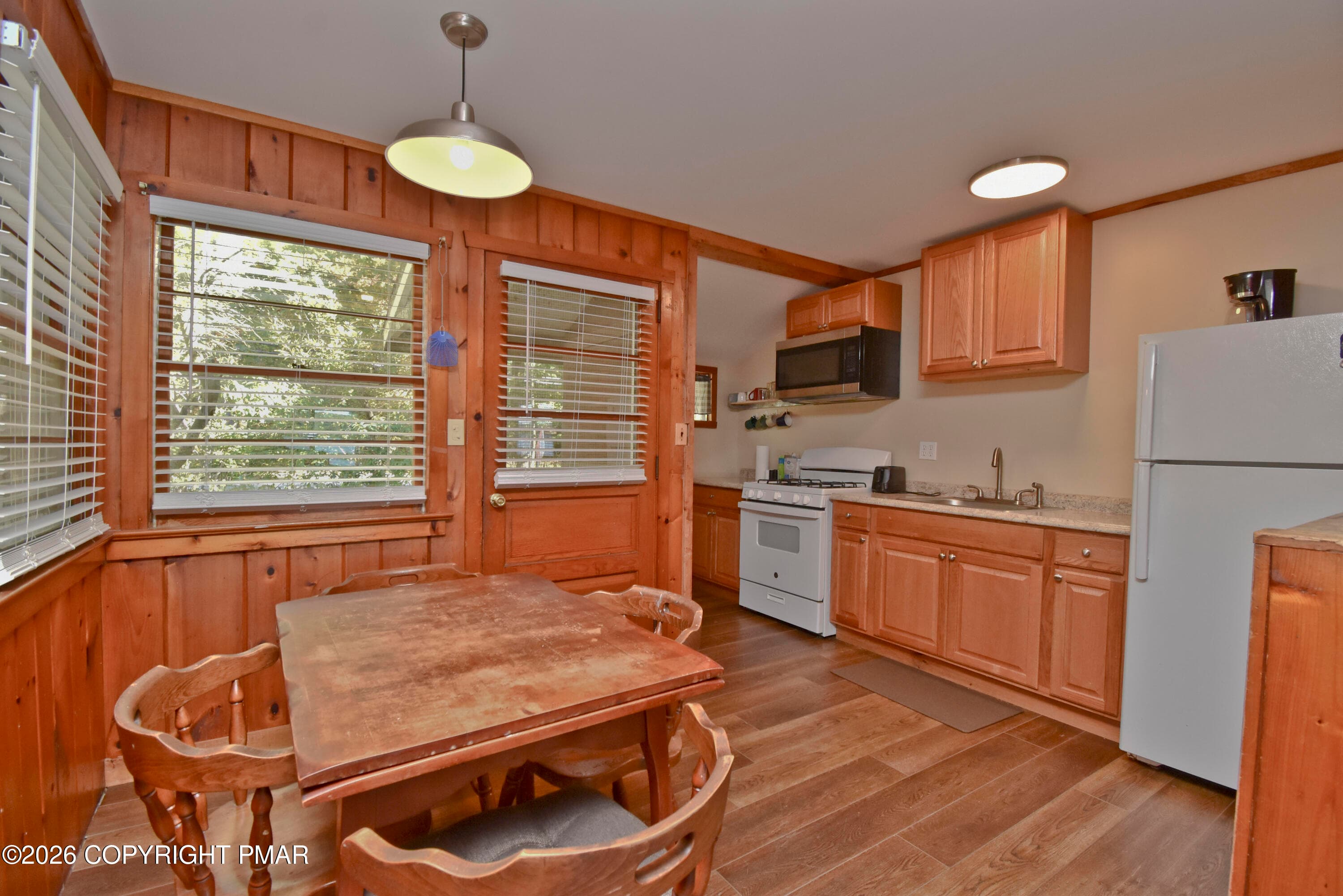 3 Cabin 4 Kitchen (1) - 275 Rt 390, Tafton, PA 18464