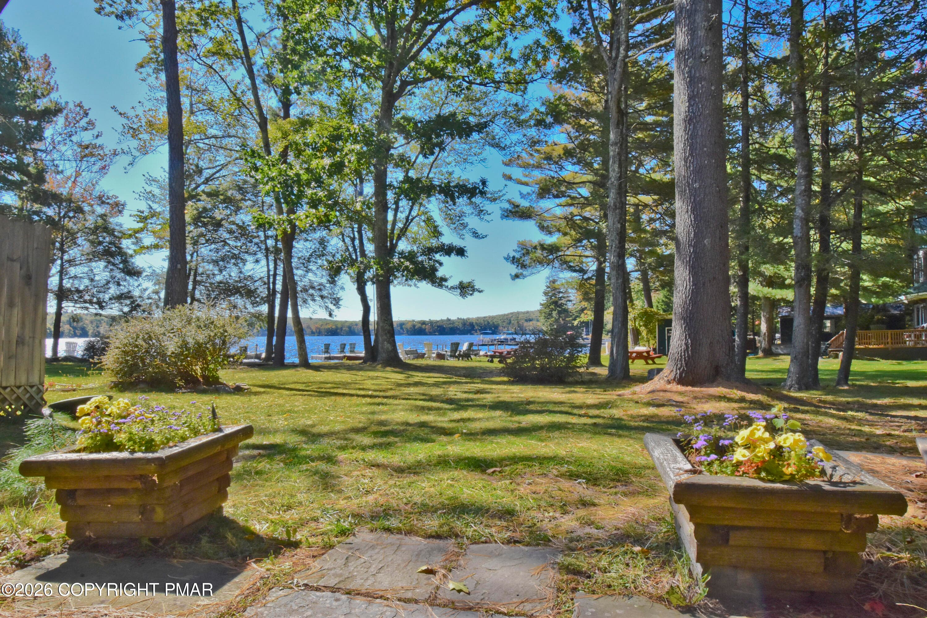 5 Patio (2) - 271 Rt 390, Tafton, PA 18464