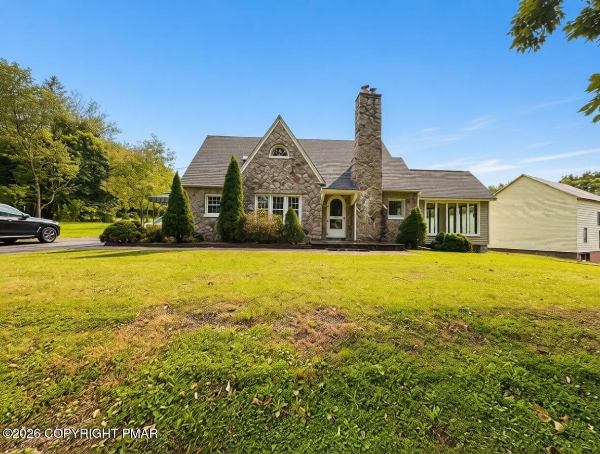 701 State Road, Barnesville, PA 18214
